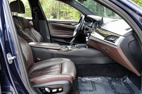 Used 2018 BMW 530i xDrive image 43
