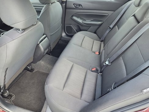 Used 2024 Nissan Altima 2.5 SV image 17