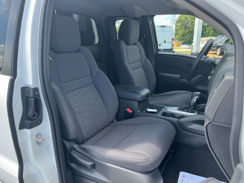 Used 2023 Nissan Frontier S w/ Technology Package image 13