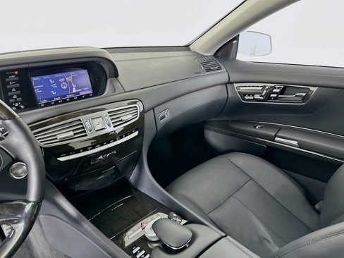 Used 2014 Mercedes-Benz CL 550 4MATIC image 22