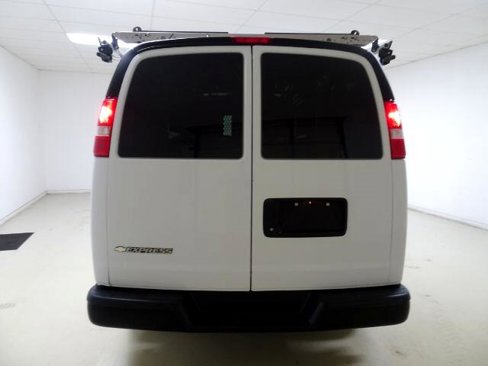Used 2019 Chevrolet Express 2500 w/ Driver Convenience Package image 5