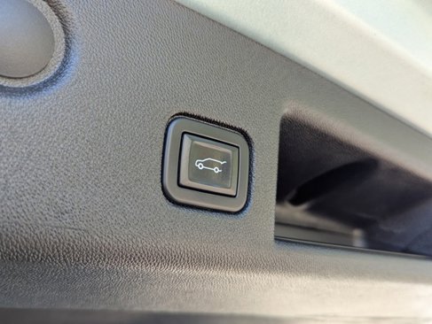 Used 2022 Chevrolet Equinox LT image 30