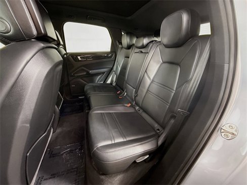 Certified 2019 Porsche Cayenne image 18