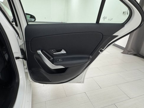 Used 2020 Mercedes-Benz A 220 4MATIC image 15