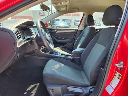 Used 2019 Volkswagen Jetta S w/ Driver Assistance Package image 11