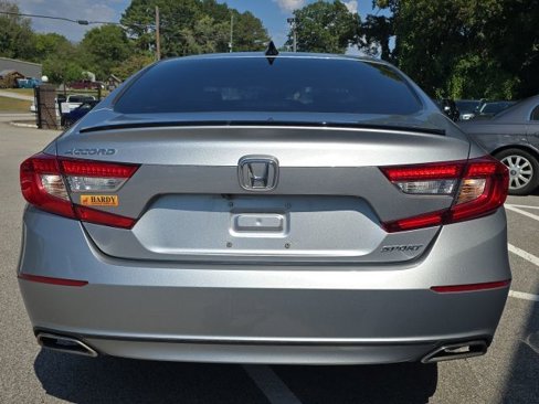 Used 2021 Honda Accord Sport image 4
