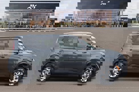 New 2025 Kia Soul LX w/ LX Technology Package image 2