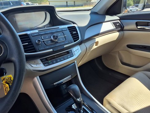 Used 2014 Honda Accord LX image 12