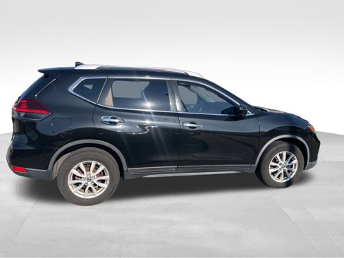 Used 2018 Nissan Rogue SV w/ Premium Package image 7