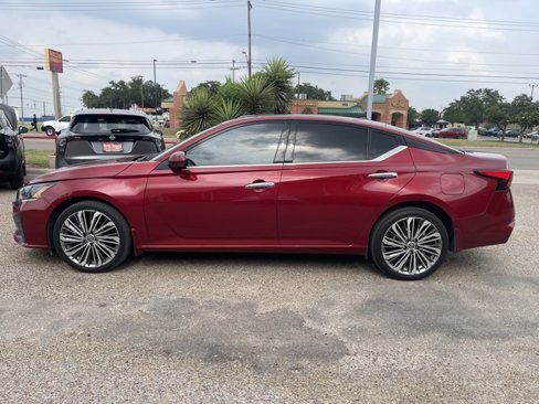 Used 2023 Nissan Altima 2.5 SL image 4