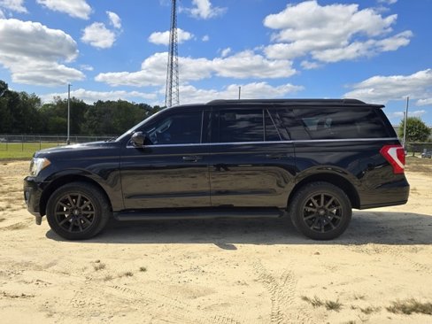 Used 2019 Ford Expedition Max XLT image 16