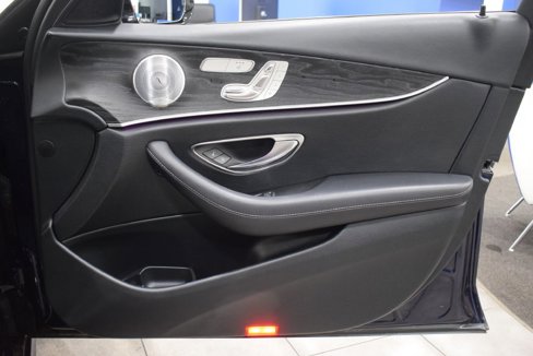 Used 2018 Mercedes-Benz E 300 4MATIC w/ Premium 1 Package image 18