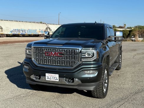 Used 2017 GMC Sierra 1500 Denali image 3