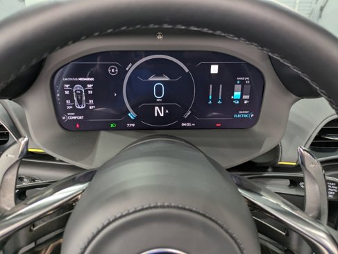 Used 2025 McLaren Artura Spider image 11