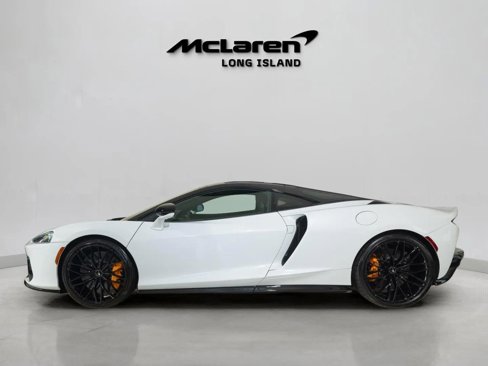 New 2026 McLaren GTS image 2