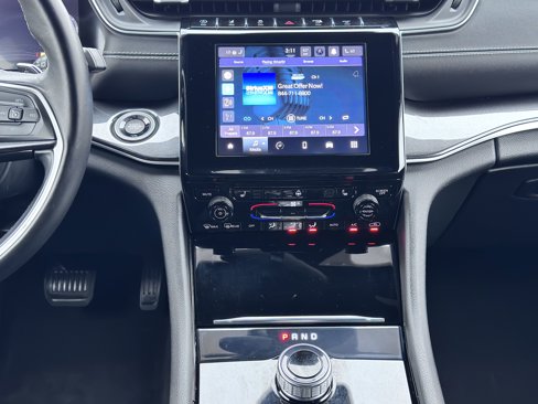 Certified 2021 Jeep Grand Cherokee L Laredo image 22