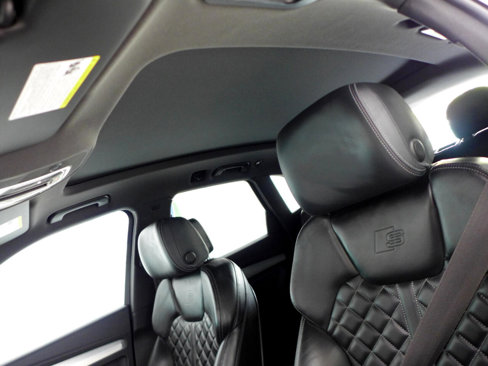 Used 2021 Audi SQ5 Premium Plus w/ Premium Plus Package image 69