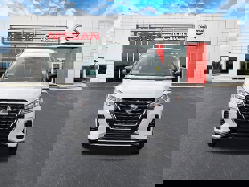 New 2025 Nissan Kicks Play S image 8