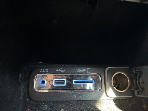 Used 2017 Jeep Grand Cherokee Altitude image 13