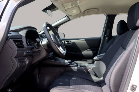 Used 2020 Nissan Leaf SV w/ Protection Package image 15