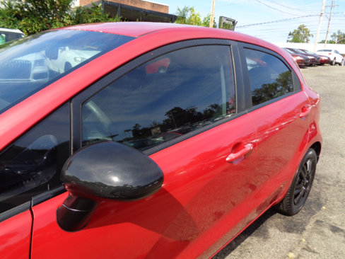 Used 2013 Kia Rio EX image 11