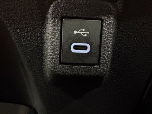 Used 2023 Toyota Corolla LE image 10