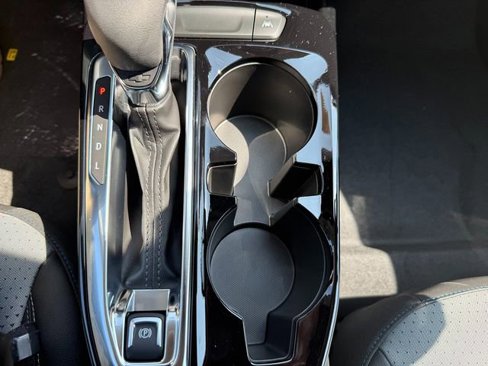 New 2025 Chevrolet Trax LT w/ Driver Confidence Package image 27