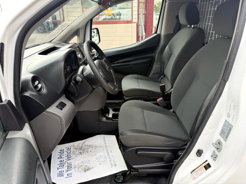 Used 2017 Nissan NV200 S image 11