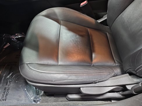 Used 2013 Chevrolet Volt Premium w/ Premium Trim Package image 29
