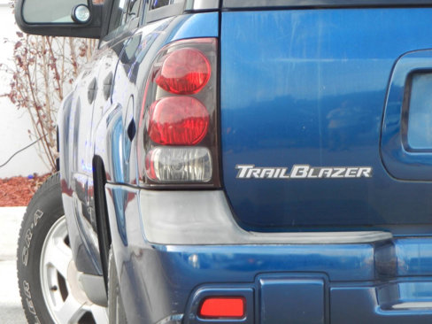 Used 2002 Chevrolet TrailBlazer LS w/ Preferred Equipment Group image 1