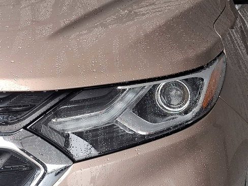 Used 2019 Chevrolet Equinox LT image 9