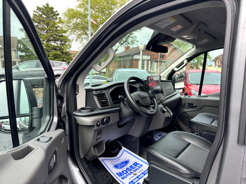 Used 2023 Ford E-Transit Low Roof image 9