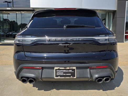 Used 2023 Porsche Macan Turbo image 10