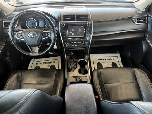 Used 2017 Toyota Camry XLE image 17