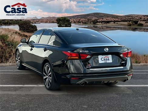 Used 2020 Nissan Altima 2.5 SR w/ Premium Package image 4