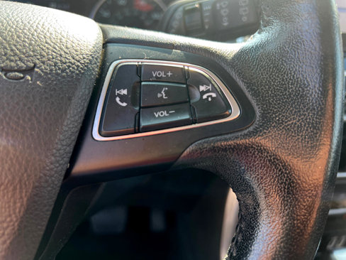 Used 2018 Ford EcoSport SE w/ SE Convenience Package image 20