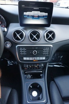 Used 2018 Mercedes-Benz GLA 250 4MATIC image 28