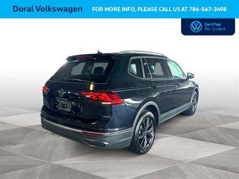 Used 2023 Volkswagen Tiguan SE image 8