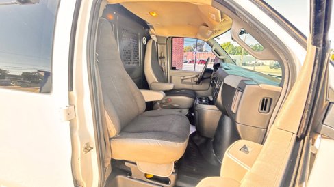 Used 2020 Chevrolet Express 2500 w/ Driver Convenience Package image 21