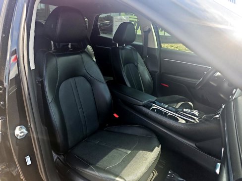 Used 2020 Hyundai Sonata SEL w/ Premium Package image 9