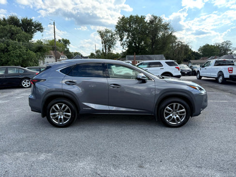 Used 2016 Lexus NX 300h AWD image 11