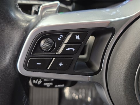 Certified 2023 Porsche Cayenne image 18