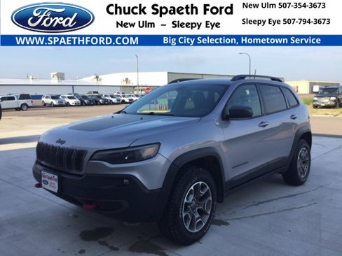 Used 2020 Jeep Cherokee Trailhawk w/ Cold Weather Group image 1