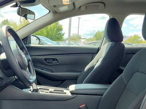 New 2025 Nissan Sentra S image 7