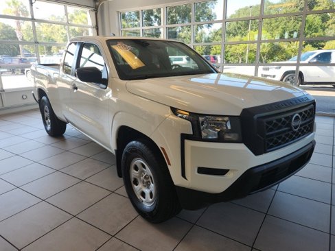 Used 2024 Nissan Frontier S image 4