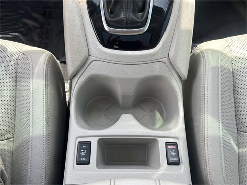 Used 2022 Nissan Rogue Sport SL w/ Premium Package image 24