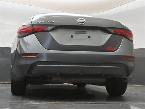 Used 2022 Nissan Sentra S image 18
