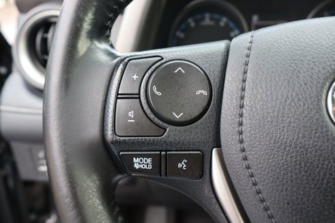 Used 2018 Toyota RAV4 XLE image 12
