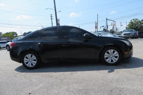 Used 2013 Chevrolet Cruze LS image 7