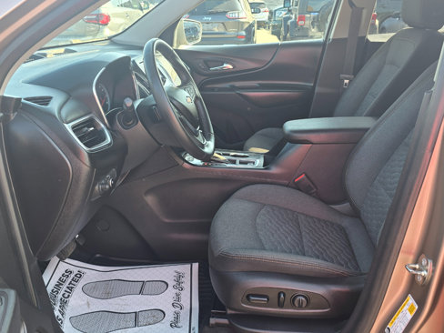 Used 2018 Chevrolet Equinox LT image 11